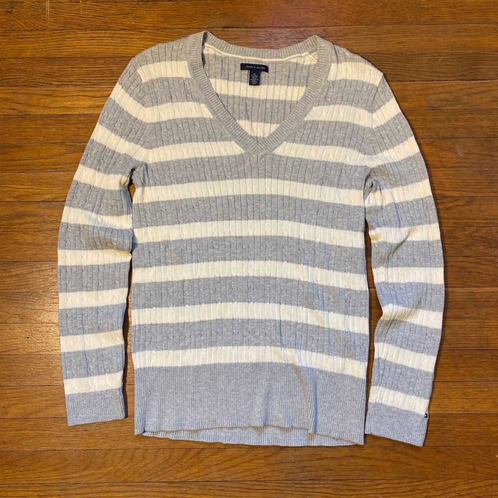 Y2K‎ Tommy Hilfiger Women's M Striped V Neck Cable Knit Sweater Light Grey White